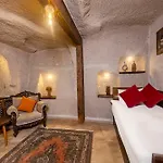 Grand Elite Cave Szálloda
