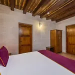 Szálloda Grand Elite Cave 2*
