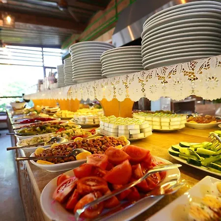 Ξενοδοχείο Grand Elite Cave