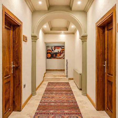 Hotel Grand Elite Cave