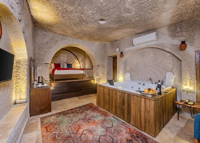 Hotel Grand Elite Cave