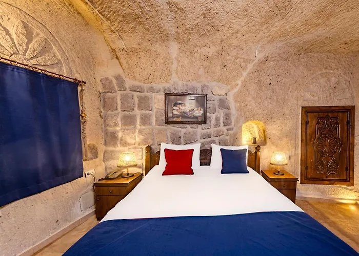 Grand Elite Cave Hotel 2*